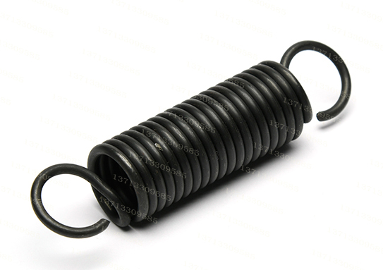 多种长度规格可选的强力拉伸弹簧,适用于各种机械设备.